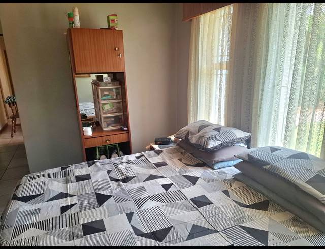 3 BEDROOM HOUSE FOR SALE IN GREENHILLS